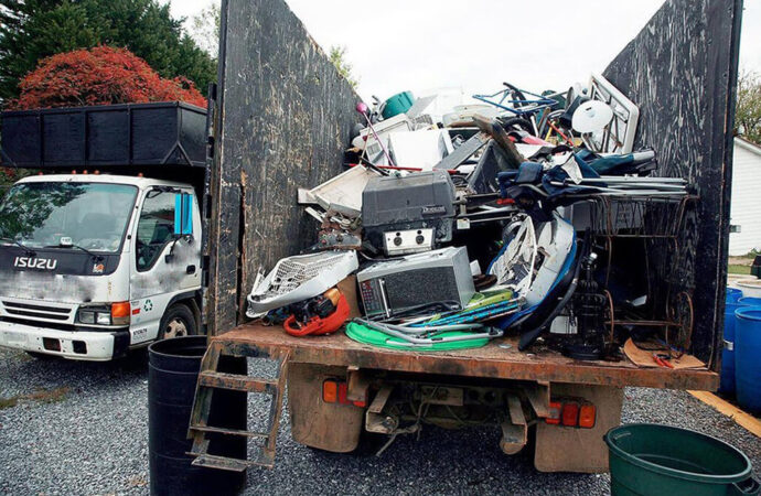 Junk Hauling, Jupiter Waste and Junk Removal Pros