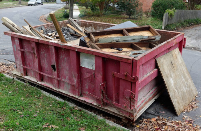 Property Cleanup Dumpster Services, Jupiter Waste and Junk Removal Pros